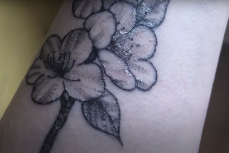 Tattoo Peeling